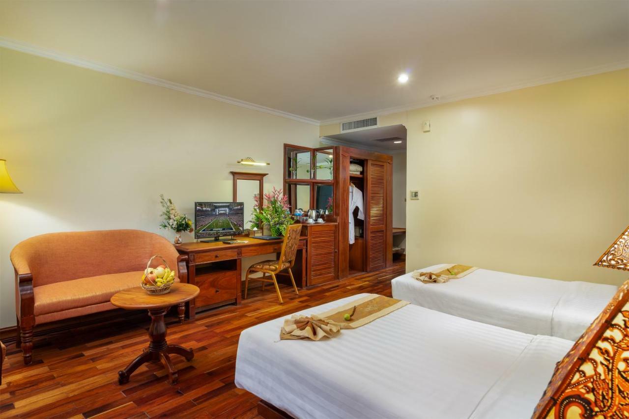 Dragon Royal Angkor Hotel Siem Reap Exterior foto